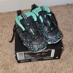 Nike Lil' Posite One QS sz 3c